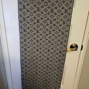 Louis Vuitton Scarf